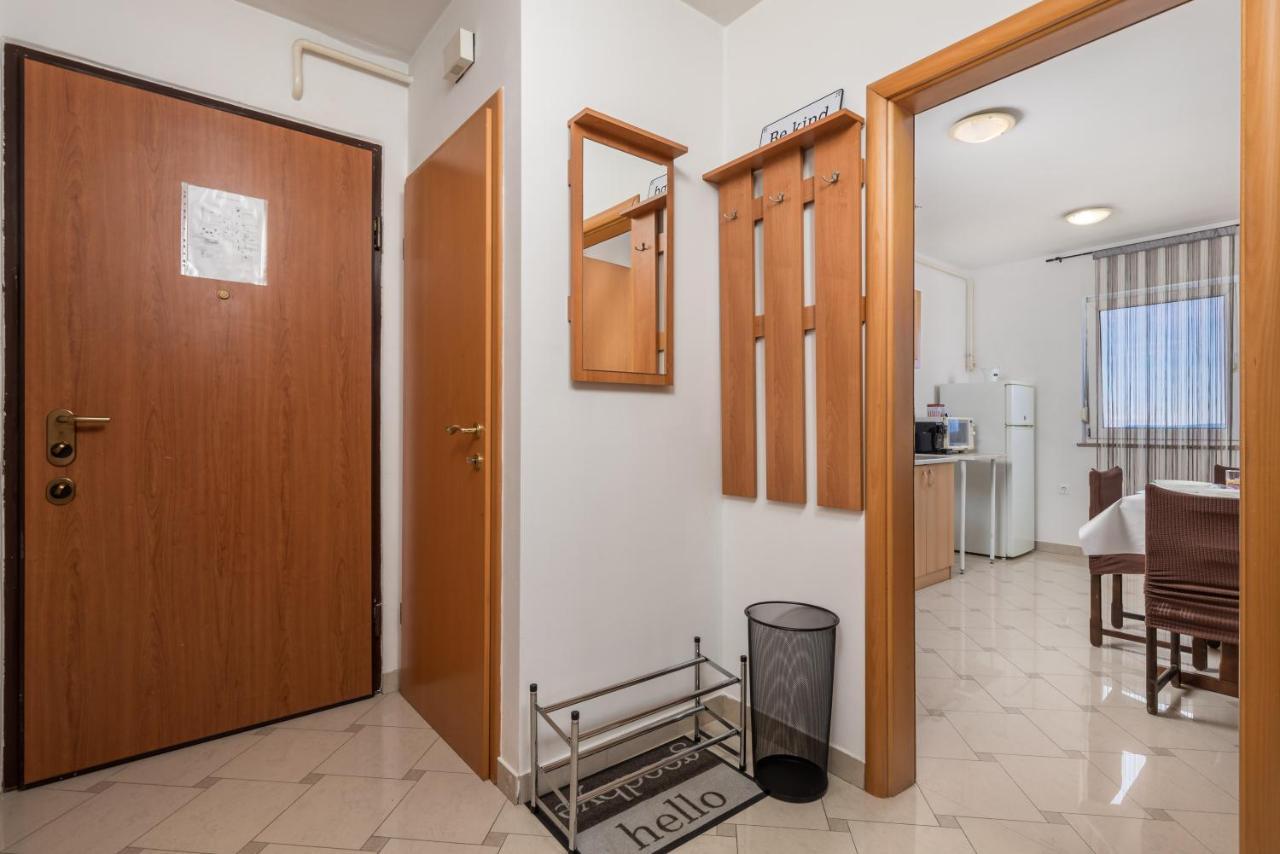 Apartman Iris 2 -Rijeka Exterior foto